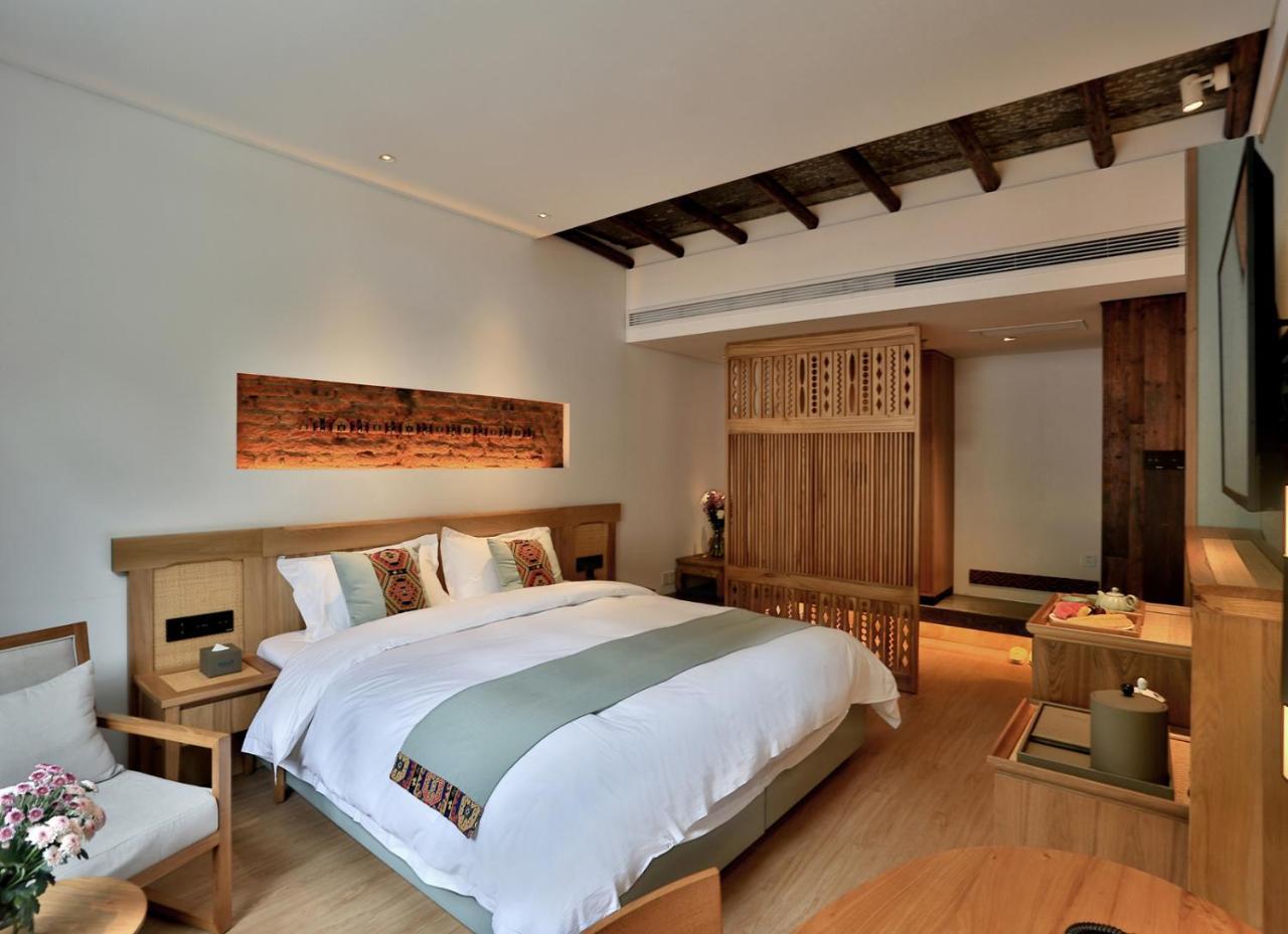 Suoxishanju Light Luxury Resort Hotel Чжанцзяцзе Экстерьер фото