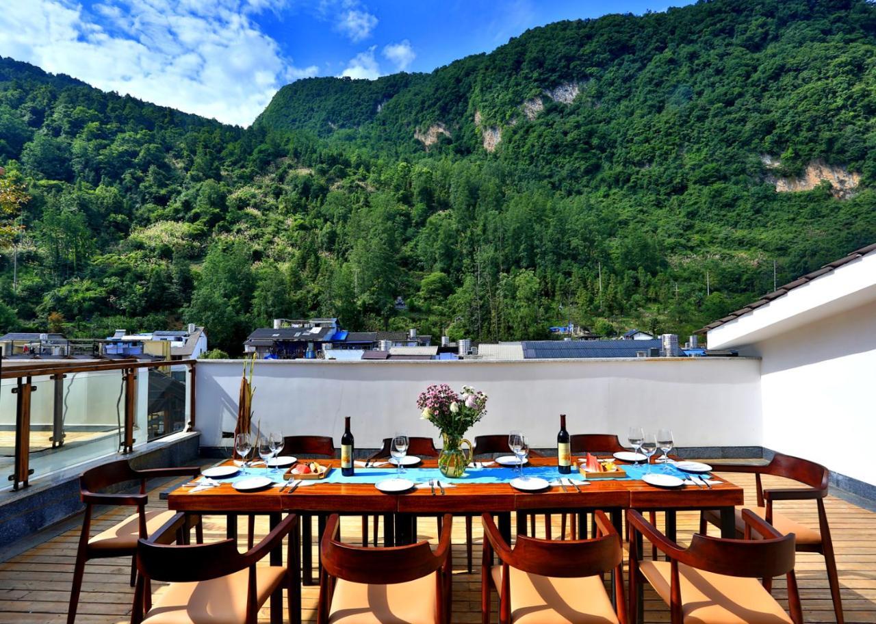 Suoxishanju Light Luxury Resort Hotel Чжанцзяцзе Экстерьер фото